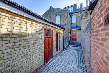 1 bed flat, 67B Park Road, Near university, Kingston, KT26DE - Image 5